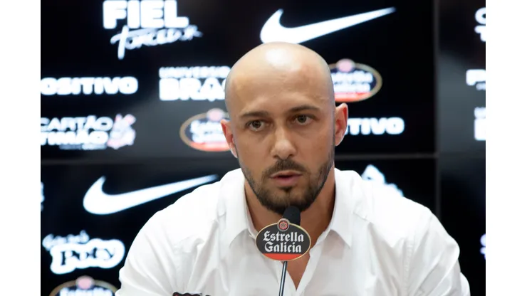 SP - Sao Paulo - 03/01/2019 - Saida do Gerente de Futebol Alessandro do Corinthians - Gerente de Futebol Alessandro Nunes do Corinthians durante anuncio de sua saida no CT Joaquim Grava. Foto: Daniel Vorley/AGIF
