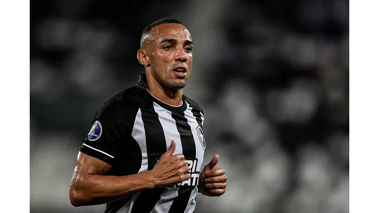Thiago Ribeiro/AGIF- Marçal lateral do Botafogo