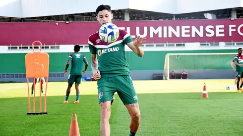 Mailson Santana/Fluminense- Diogo Barbosa, lateral-esquerdo do Fluminense
