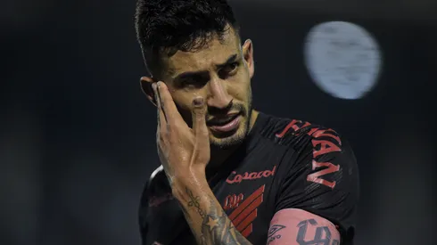 Foto: Thiago Ribeiro/AGIF – Declaração de Pedro Henrique agita torcida do Athletico
