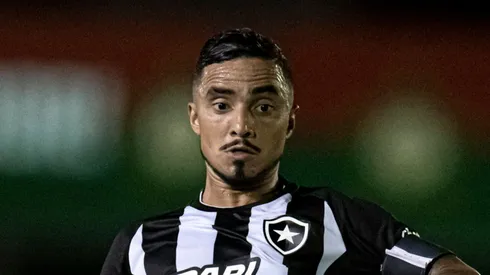 Botafogo expõe situação de lesão de Rafael e 'choca' torcida