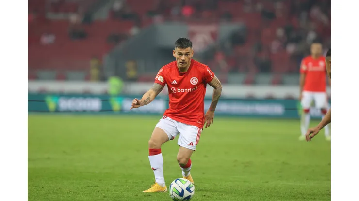 Foto: Ricardo Duarte/Divulgação/Inter - Charles Aránguiz de volta aos gramados.