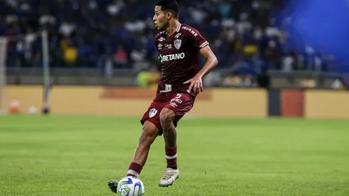 FOTO DE MARCELO GONÇALVES / FLUMINENSE FC - Alexsander tem situação atualizada no Flu.
