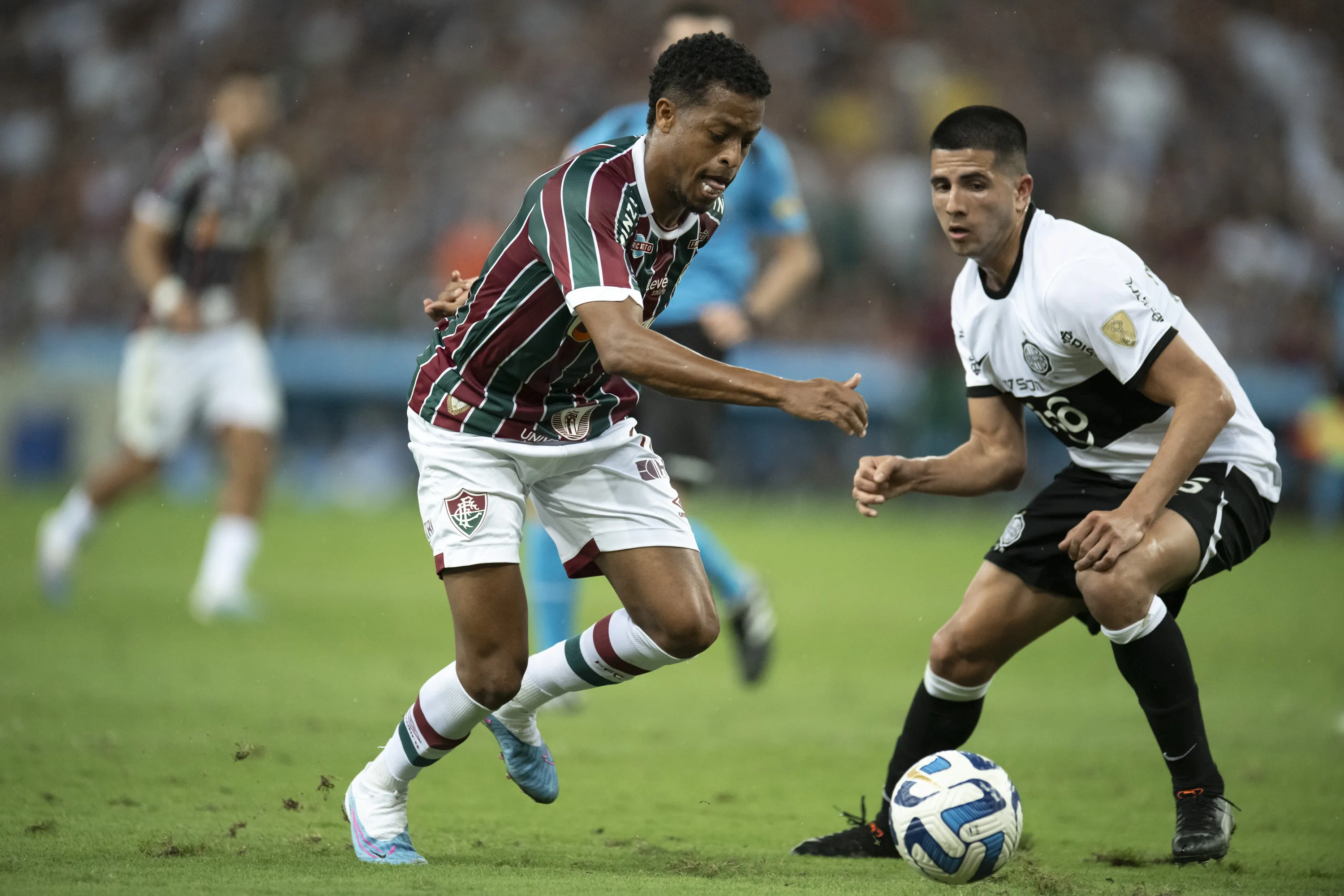 Foto: Jorge Rodrigues/AGIF – Keno atuando em Fluminense x Olimpia-PAR