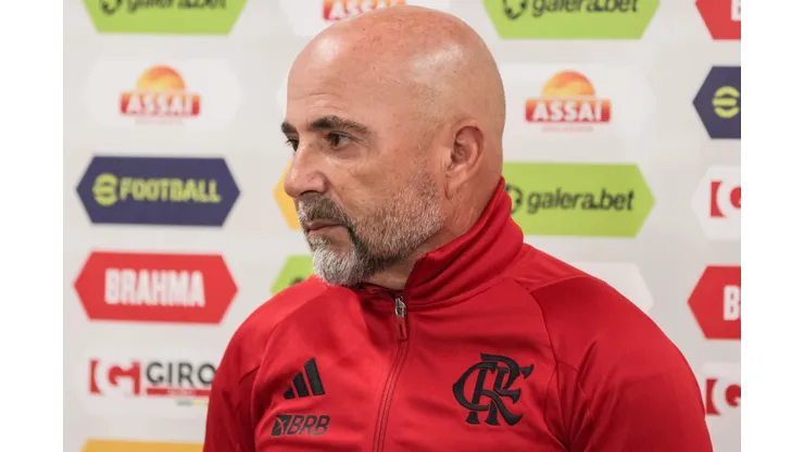 PR - CURITIBA - 20/08/2023 - BRASILEIRO A 2023, CORITIBA X FLAMENGO - Jorge Sampaoli tecnico do Flamengo durante entrevista antes da partida contra o Coritiba no estadio Couto Pereira pelo campeonato Brasileiro A 2023. Foto: Robson Mafra/AGIF