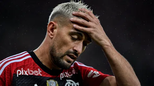 RJ – RIO DE JANEIRO – 26/08/2023 – BRASILEIRO A 2023, FLAMENGO X INTERNACIONAL – De Arrascaeta jogador do Flamengo durante partida contra o Internacional no estadio Maracana pelo campeonato Brasileiro A 2023. Foto: Thiago Ribeiro/AGIF