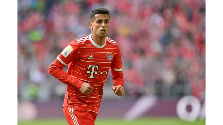 Sebastian Widmann/Getty Images- João Cancelo em sua passagem pelo Bayern