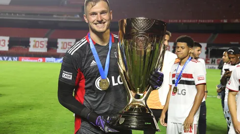 Foto: Rubens Chiri / saopaulofc.net - Lucas Perri deixou o São Paulo e hoje voa no Botafogo.