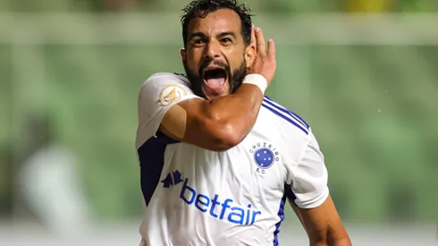 Gilson Junio/AGIF- Henrique Dourado em sua passagem pelo Cruzeiro