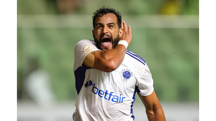 Gilson Junio/AGIF- Henrique Dourado em sua passagem pelo Cruzeiro