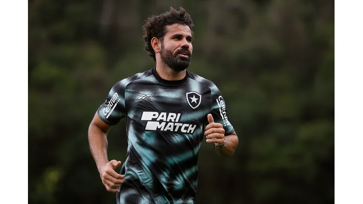 Foto: Vitor Silva/Botafogo - Diego Costa chama atenção.