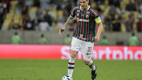 Foto: Thiago Ribeiro/AGIF - Nino fala sobre inspiração em zagueiro rival.