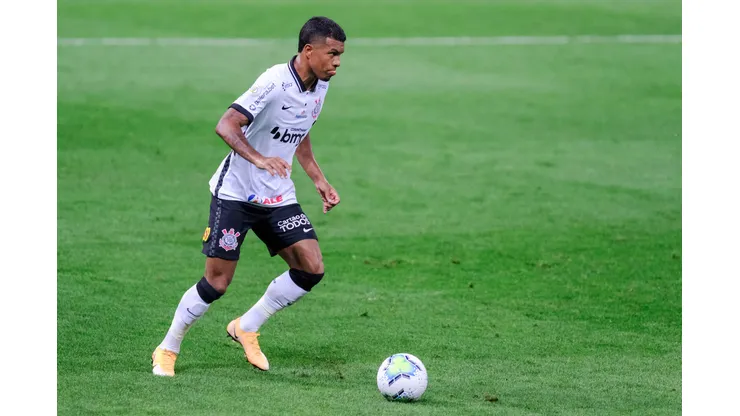 Foto: Marcello Zambrana/AGIF - Leo Natel tem situação atualizada no Corinthians.