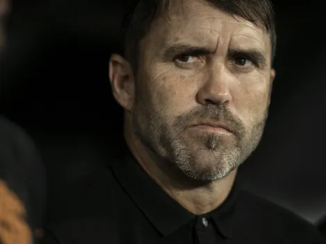 Coudet é sincero e revela motivo para contratação de Hugo Mallo