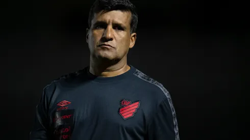 Foto: Jorge Rodrigues/AGIF – Jogador fora dos planos de Wesley Carvalho é emprestado.