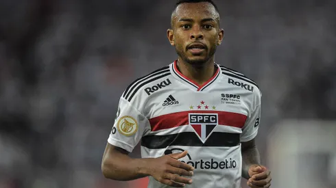 Foto: Thiago Ribeiro/AGIF - Wellington entra na mira de rival do São Paulo
