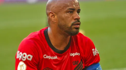 Foto: Gabriel Machado/AGIF – Thiago Heleno se pronuncia sobre pênalti perdido