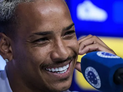 AGORA! Torcida do Cruzeiro 'ousa' em projeção para Matheus e cia no Brasileirão 