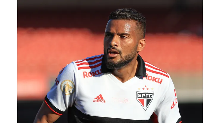 Foto: Marcello Zambrana/AGIF - Reinaldo entrou com uma ação na CBF contra o São Paulo
