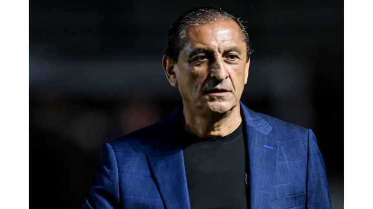 Foto: Thiago Ribeiro/AGIF - Ramón Díaz fica próximo de receber reforço.