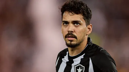 RJ – RIO DE JANEIRO – 10/06/2023 – BRASILEIRO A 2023, BOTAFOGO X FORTALEZA – Eduardo jogador do Botafogo durante partida contra o Fortaleza no estadio Engenhao pelo campeonato BRASILEIRO A 2023. Foto: Thiago Ribeiro/AGIF