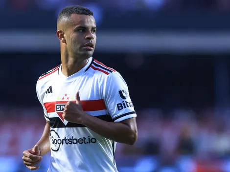 Alisson abre o jogo sobre mudança de posição no São Paulo e revela 'ajudinha' de rival