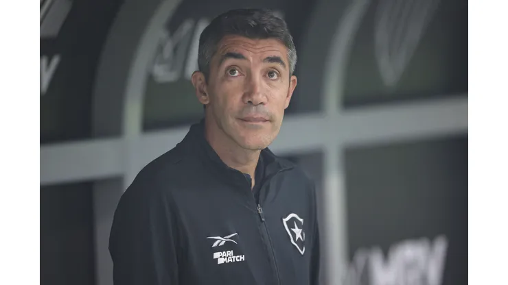 Foto: Gilson Lobo/AGIF - Bruno Lage testa mudança no meio-campo.