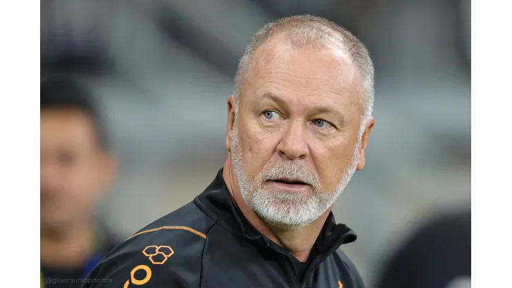 Foto: Gilson Junio/AGIF - Mano Menezes deve ser o novo técnico do Corinthians