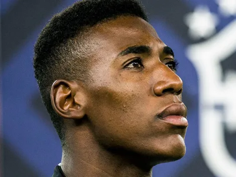 PARÇA DE LÉO! Titular do Vasco atinge números de 'assustar geral' e tem futuro indefinido