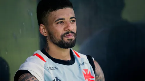 Foto: Daniel RAMALHO/VASCO – Paulinho tem situação exposta.