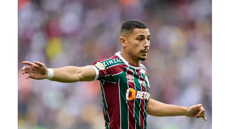 RJ - RIO DE JANEIRO - 29/07/2023 - BRASILEIRO A 2023, FLUMINENSE X SANTOS - Andre jogador do Fluminense durante partida contra o Santos no estadio Maracana pelo campeonato Brasileiro A 2023. Foto: Thiago Ribeiro/AGIF