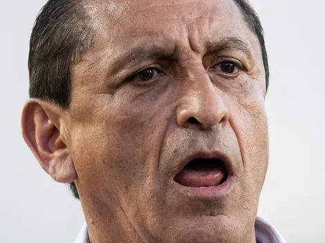 JOGA DEMAIS! Titular de Ramón Díaz enlouquece torcida do Vasco 