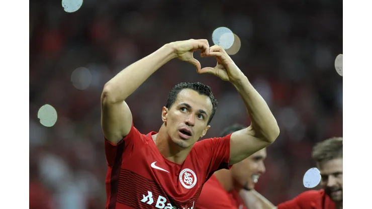 Foto: Ricardo Rimoli/AGIF - Damião teve seu nome falado no Internacional.
