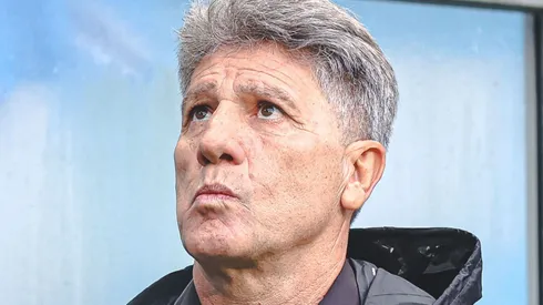 FRACO, BAGRE E MAIS! Torcida do Grêmio 'rasga na web' contra atacante de Renato 