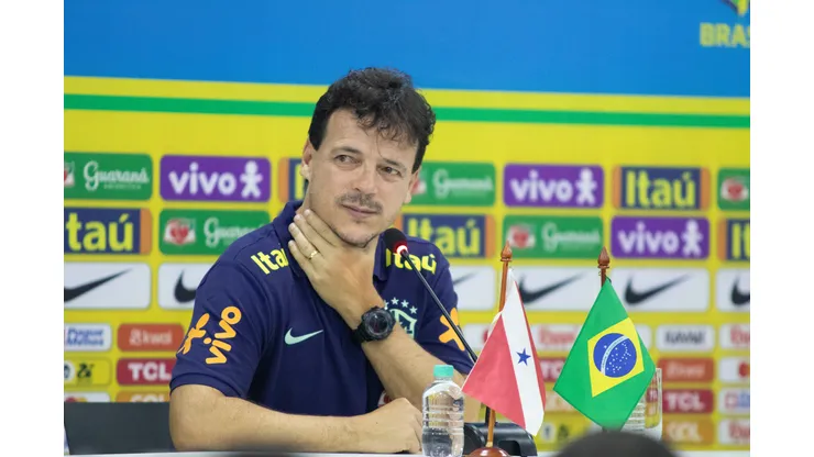 Foto: Fernando Torres/AGIF - Diniz fala sobre Adryelson.