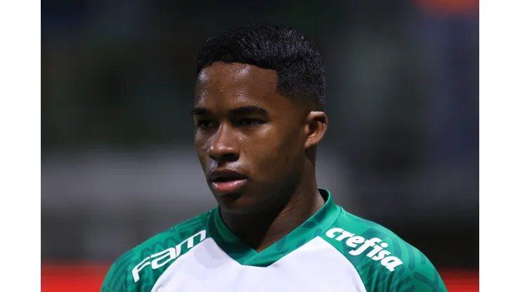 Foto: Marcello Zambrana/AGIF - Endrick manda recado para Vitor Roque