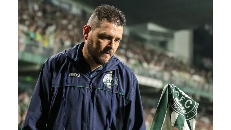 Robson Mafra/AGIF- Thiago Kosloski, técnico do Coritiba