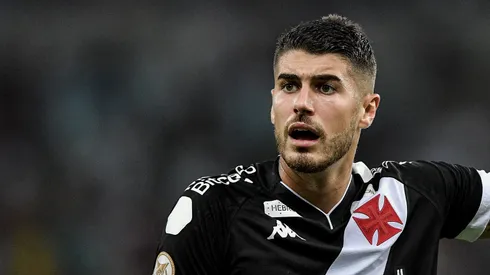 RJ - RIO DE JANEIRO - 06/05/2023 - BRASILEIRO A 2023, FLUMINENSE X VASCO - Pedro Raul jogador do Vasco durante partida contra o Fluminense no estadio Maracana pelo campeonato BRASILEIRO A 2023. Foto: Thiago Ribeiro/AGIF