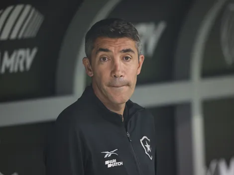 Bruno Lage surpreende no Botafogo e SACA defensor da partida contra o Corinthians