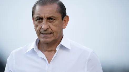 Foto: Jorge Rodrigues/AGIF – Ramón Díaz tem situação complicada no Vasco