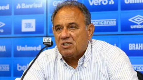 Ex-treinador do Grêmio expõe mágoa e 'detona' Denis Abrahão