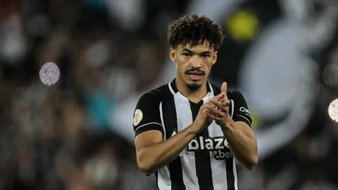 Thiago Ribeiro/AGIF- Adryelson, zagueiro do Botafogo