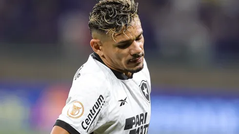 Foto: Gilson Lobo/AGIF – Situação de Tiquinho é atualizada no Botafogo