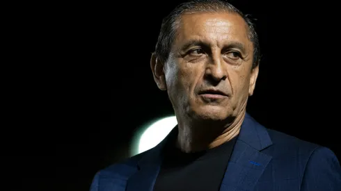 RJ - RIO DE JANEIRO - 23/07/2023 - BRASILEIRO A 2023, VASCO X ATHLETICO-PR - Ramon Diaz tecnico do Vasco durante partida contra o Athletico-PR no estadio Sao Januario pelo campeonato Brasileiro A 2023. Foto: Jorge Rodrigues/AGIF