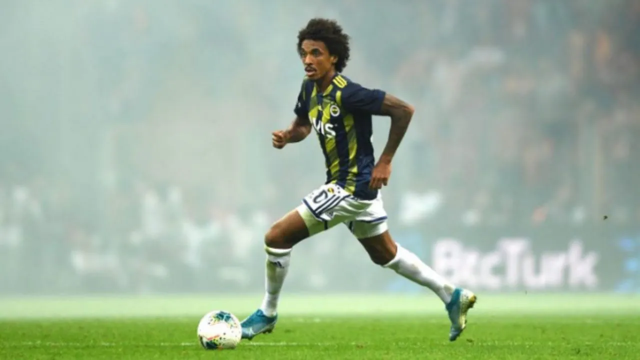 (Photo by ANP Sport via Getty Images) – Luiz Gustavo