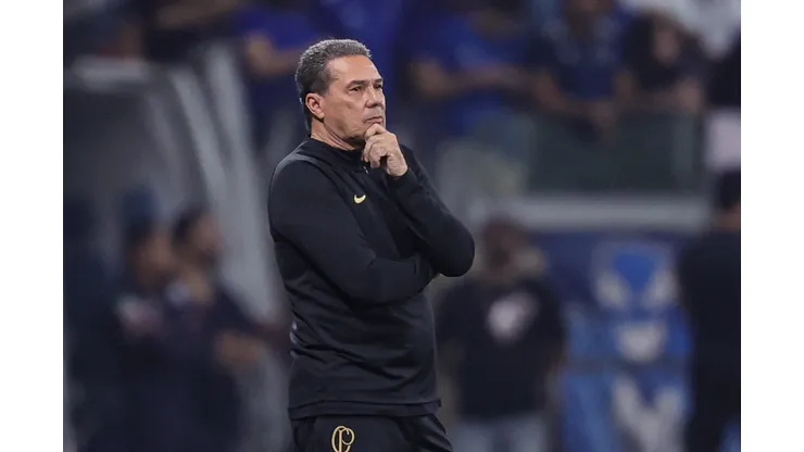 Gilson Lobo/AGIF- Vanderlei Luxemburgo, técnico do Corinthians