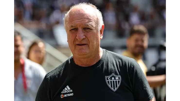 Foto: Gilson Lobo/AGIF - Meia de Felipão no Galo é oferecido ao São Paulo