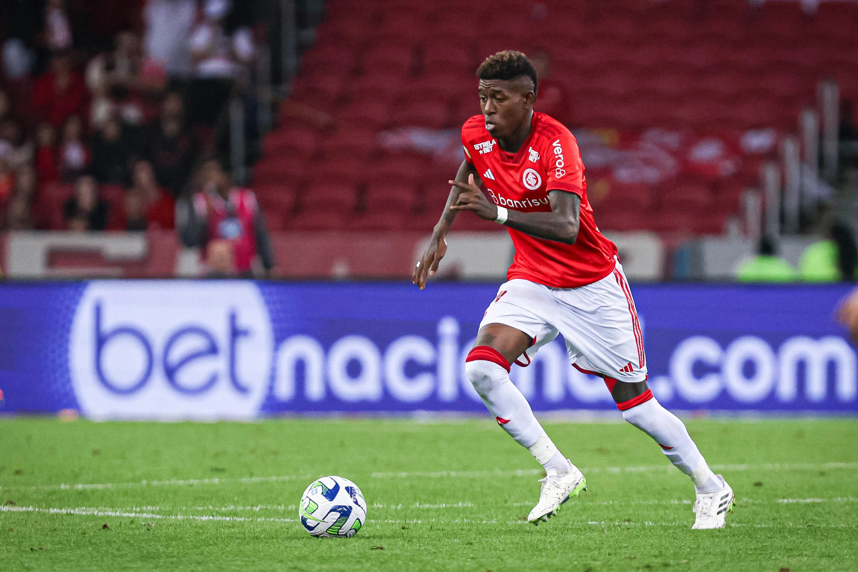 Foto: Maxi Franzoi/AGIF – Vitão