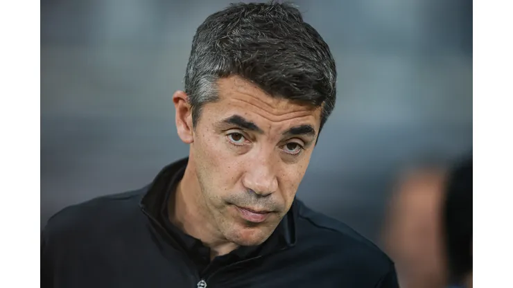 Foto: Gilson Lobo/AGIF - Bruno Lage colocou o cargo à disposição no Botafogo