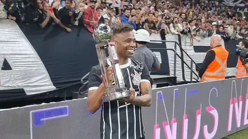Foto: Divulgação/ Corinthians – Edílson fala sobre situação de Luxemburgo.